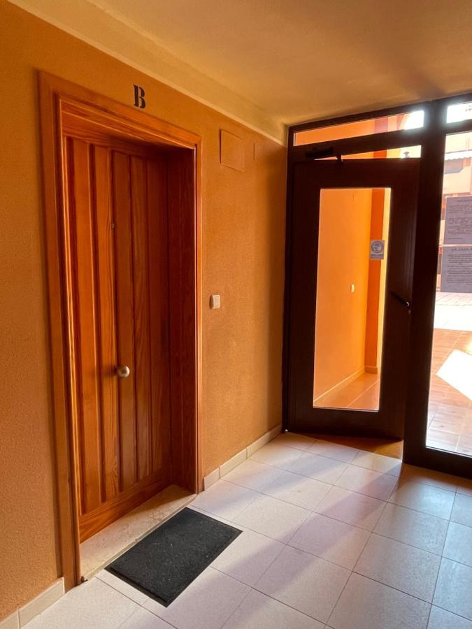 Three Bedroom Apartment With Pool In Торрев'єха Екстер'єр фото